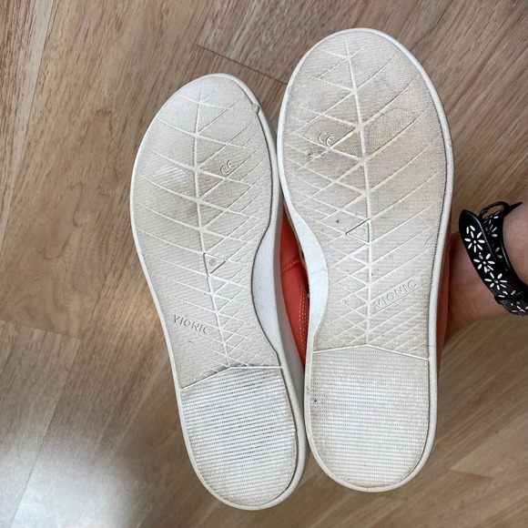 Cute & Comfy Vionic Beach Coral  Slip On Sneakers Womens Size 6.5 - Picture 10 of 10